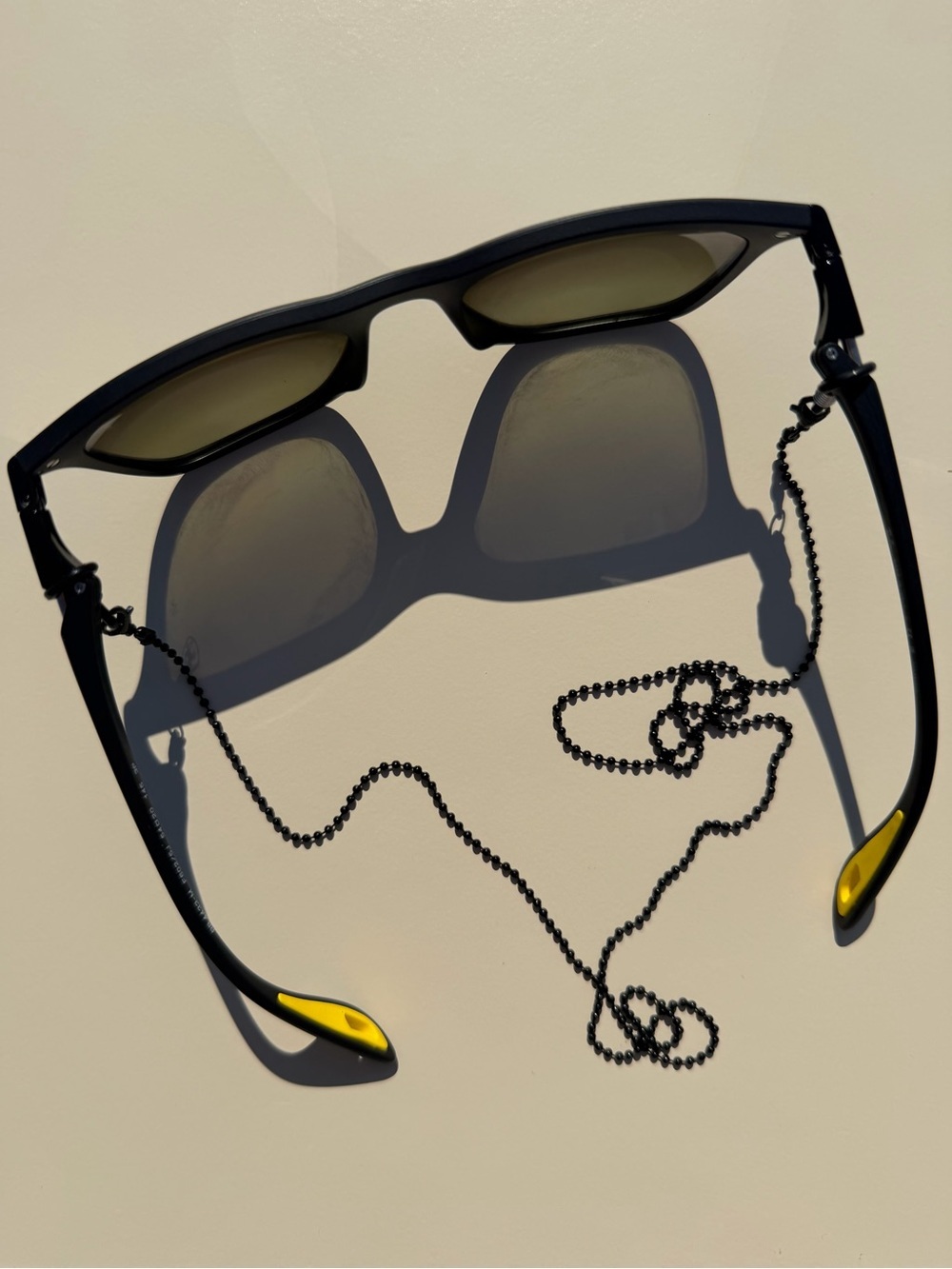 ✨ Black Beaded Sunglass Chain Cord Holder - Picture 5 of 6